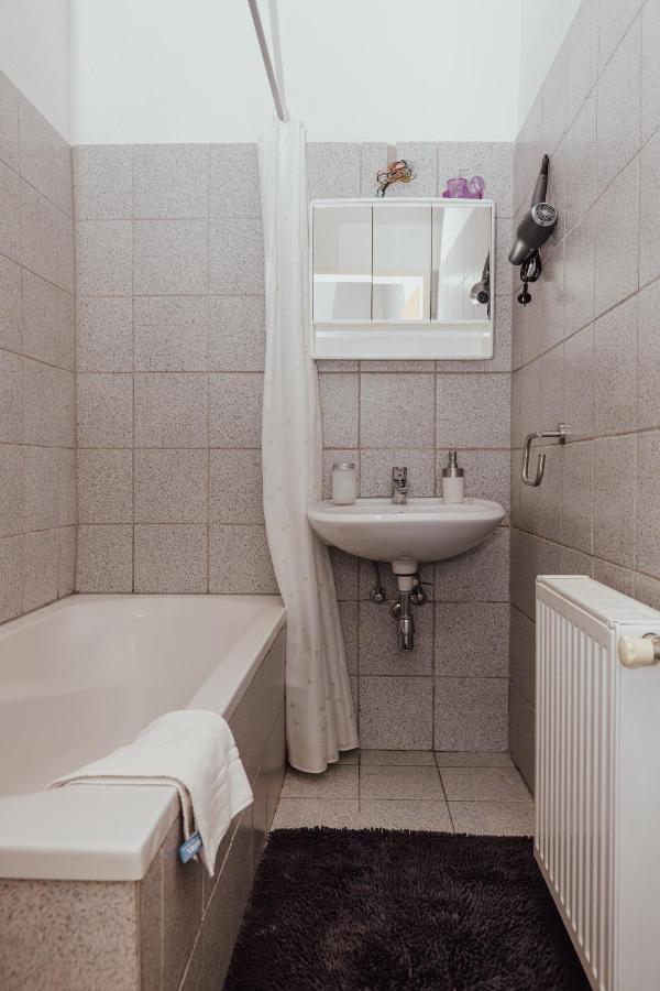 Ruhiges Terrassen Apartment Viena Exterior foto